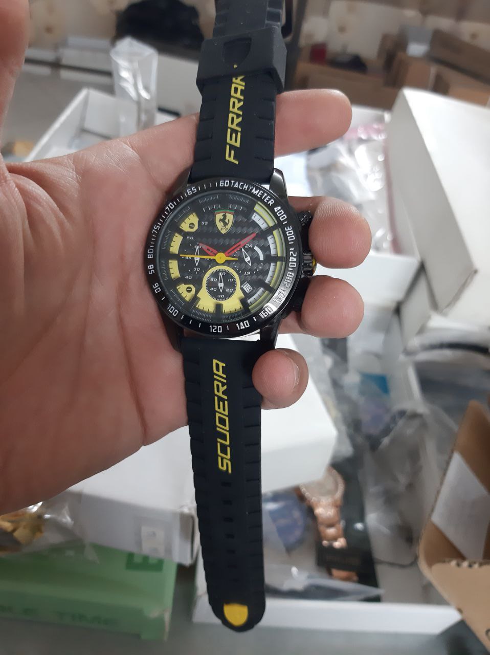 ساعت اسپرت مردانه اویستر oyster ferarri شیک وخفن ۳موتور فعال