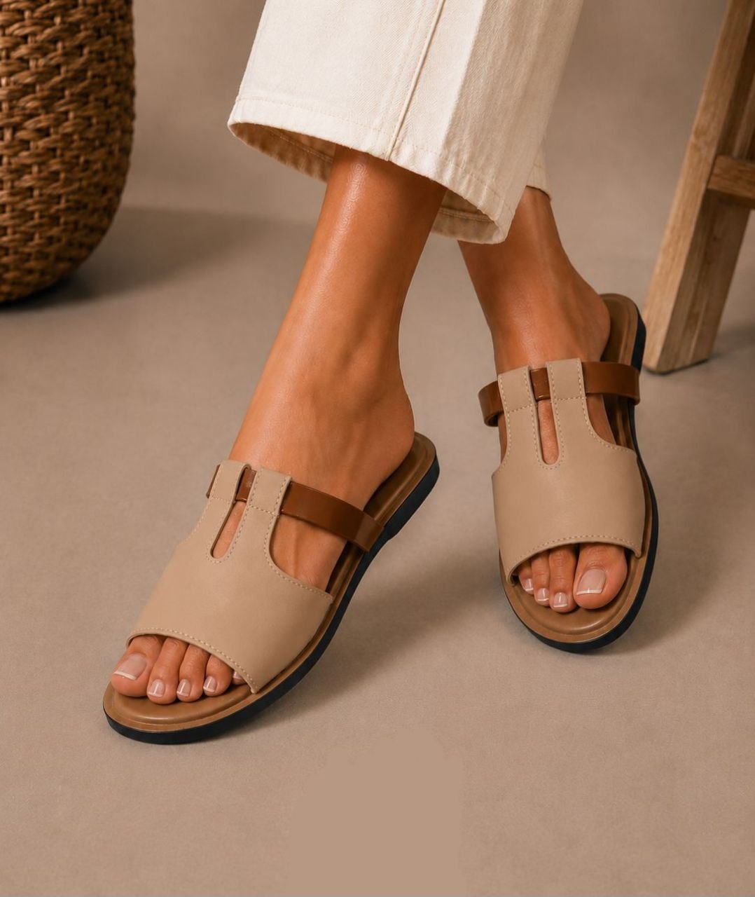 صندل زنانه مدل تیموتی👡  #زنانه  ✅جنس رویه چرم مصنوعی ✅زیره از جنس pu نرم و منعطف ✅️سایزبندی 37 تا 40