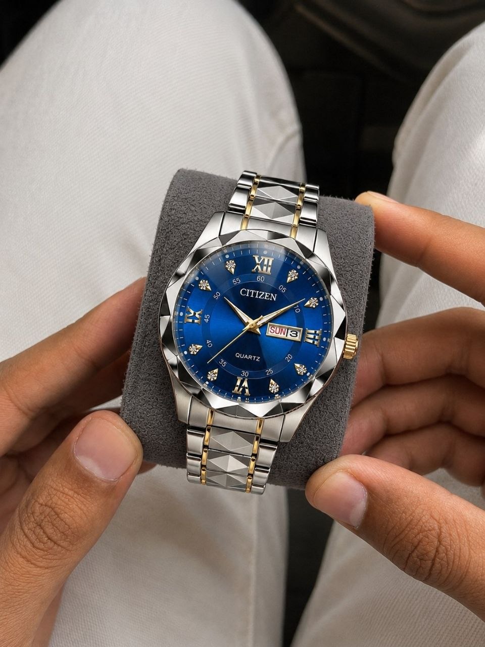 ساعت مچی مردانه ☑️CITIZEN  Man collection               ⌚️سی تیزن الماس مدلی نو  رفرانس4200GO دارای روز شمار و ایام هفته  طرح الماس بند استیل مقاوم دربرابر آب  قفل کلیپسی