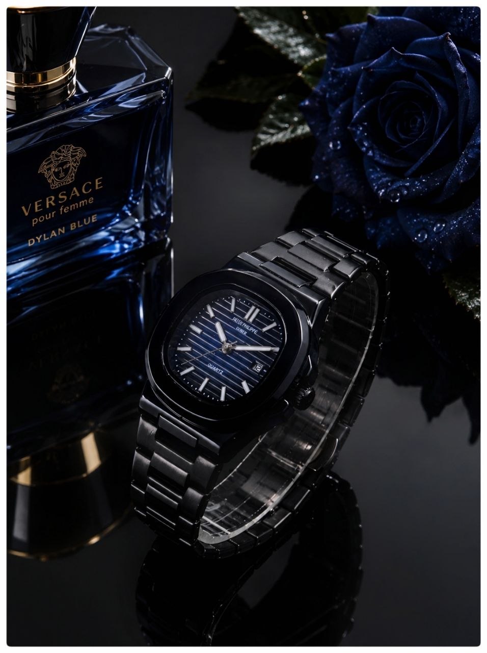 ساعت مچی زنانه Patek Philippe  ساعت بند استیل مشکی از برند "پتک‌فیلیپ" برای خانمها با رنگ صفحه سورمه‌ای تیره  موتور شرکتی گرید A++ نمایشگر ایام ماه  شیشه کریستال نشکن  اندیس شب‌نما قاب پشت و بند استیل رنگ ثابت  قفل استیل فشاری