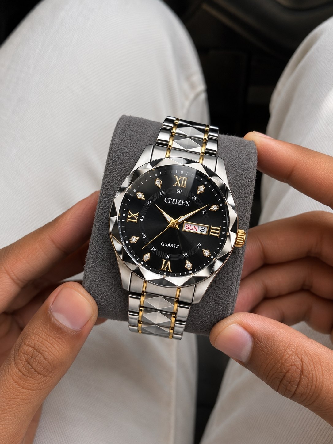 ساعت مچی مردانه ☑️CITIZEN  Man collection               ⌚️سی تیزن الماس مدلی نو  رفرانس4200GO دارای روز شمار و ایام هفته  طرح الماس بند استیل مقاوم دربرابر آب  قفل کلیپسی